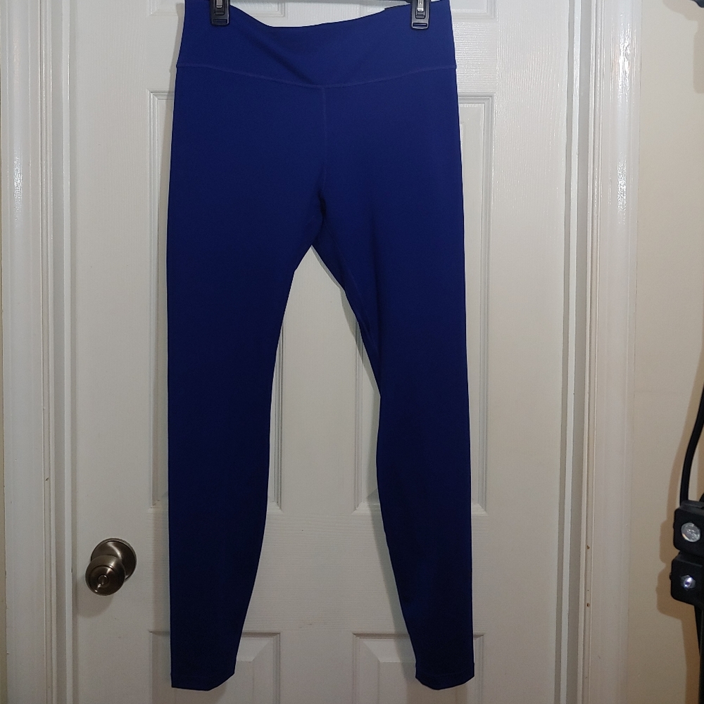 Nike One Women’s Tight Fit Leggings Size XL
